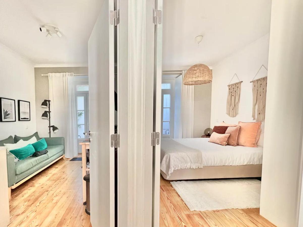 Vila Rosario 3 Studios With Patio By Homeful Homes Lissabon Exterior foto
